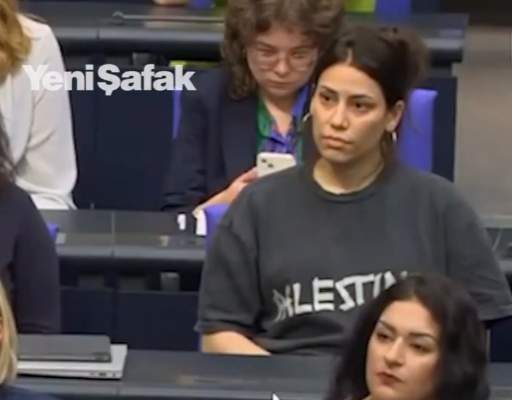 Almanya Federal Meclisinde Büyük Utanç