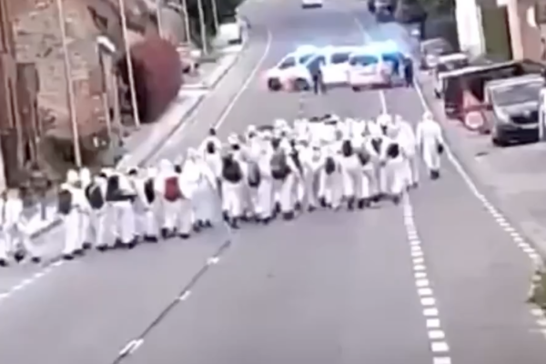 150 Belçikalı!